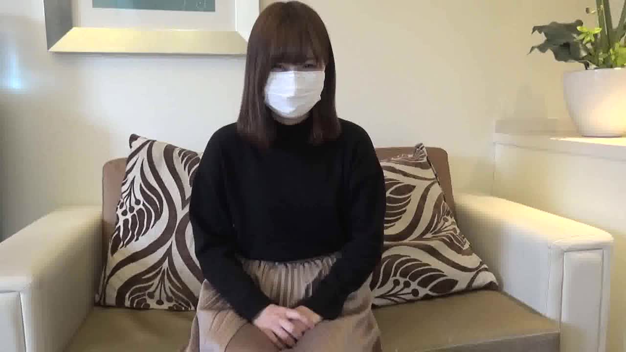【無修正】さや18歳　初撮り素人の彼氏持ち美**JDに大量発射